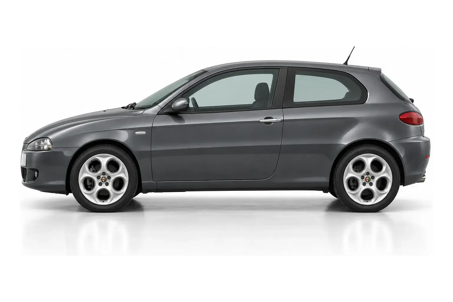 Kit vitre teintée Alfa Romeo 147 – Phase 2, 3 portes, 2005–2010 — vue de profil