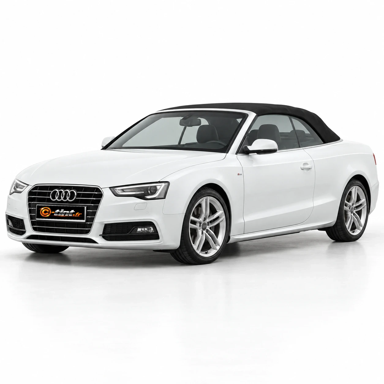 Audi A5 Génération 1 — Cabriolet, 2013, Cabriolet 2 portes, blanc — vue trois-quarts avant