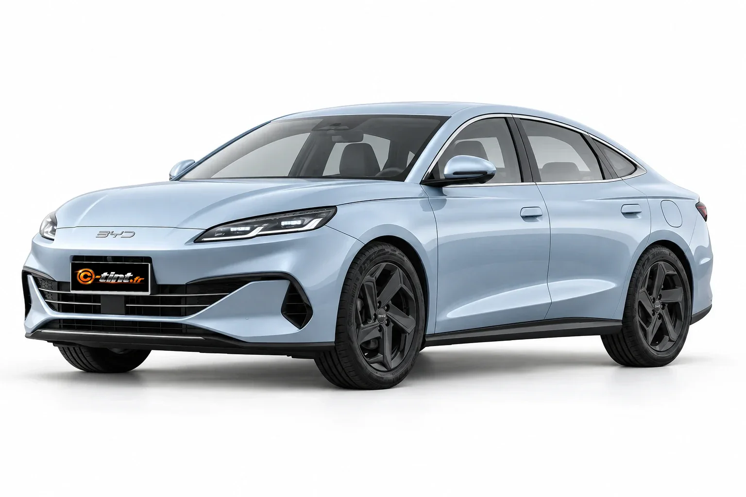 BYD SEAL 6 DM-i — berline, 2026, Berline 4 portes, bleu clair métallisé — vue trois-quarts avant