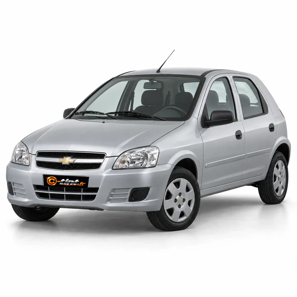 Chevrolet Celta Génération 1 — Phase 2, Phase 2 (5 portes) — vue trois-quarts avant