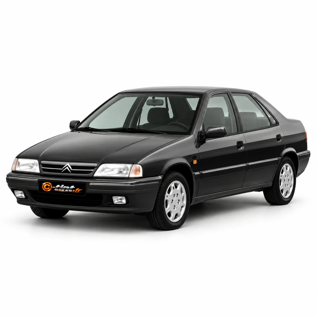 Citroën XM Génération 2 — 5 portes, Berline (4 portes) — vue trois-quarts avant