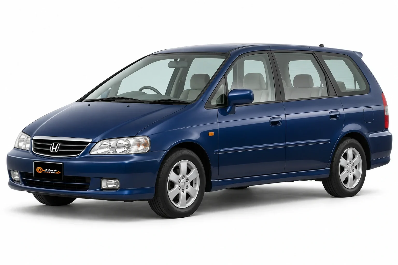 Honda Shuttle RA1/RA3 — Monospace européen, Monospace (5 portes) — vue trois-quarts avant