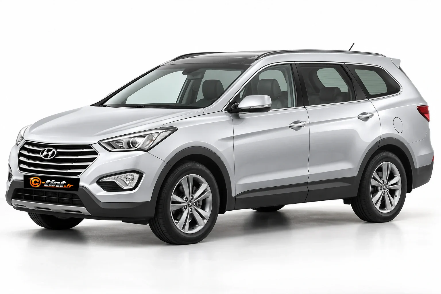 Hyundai Santa Fe NC — Génération 3 — Grand Santa Fe / LWB, SUV long à hayon (5 portes) — vue trois-quarts avant