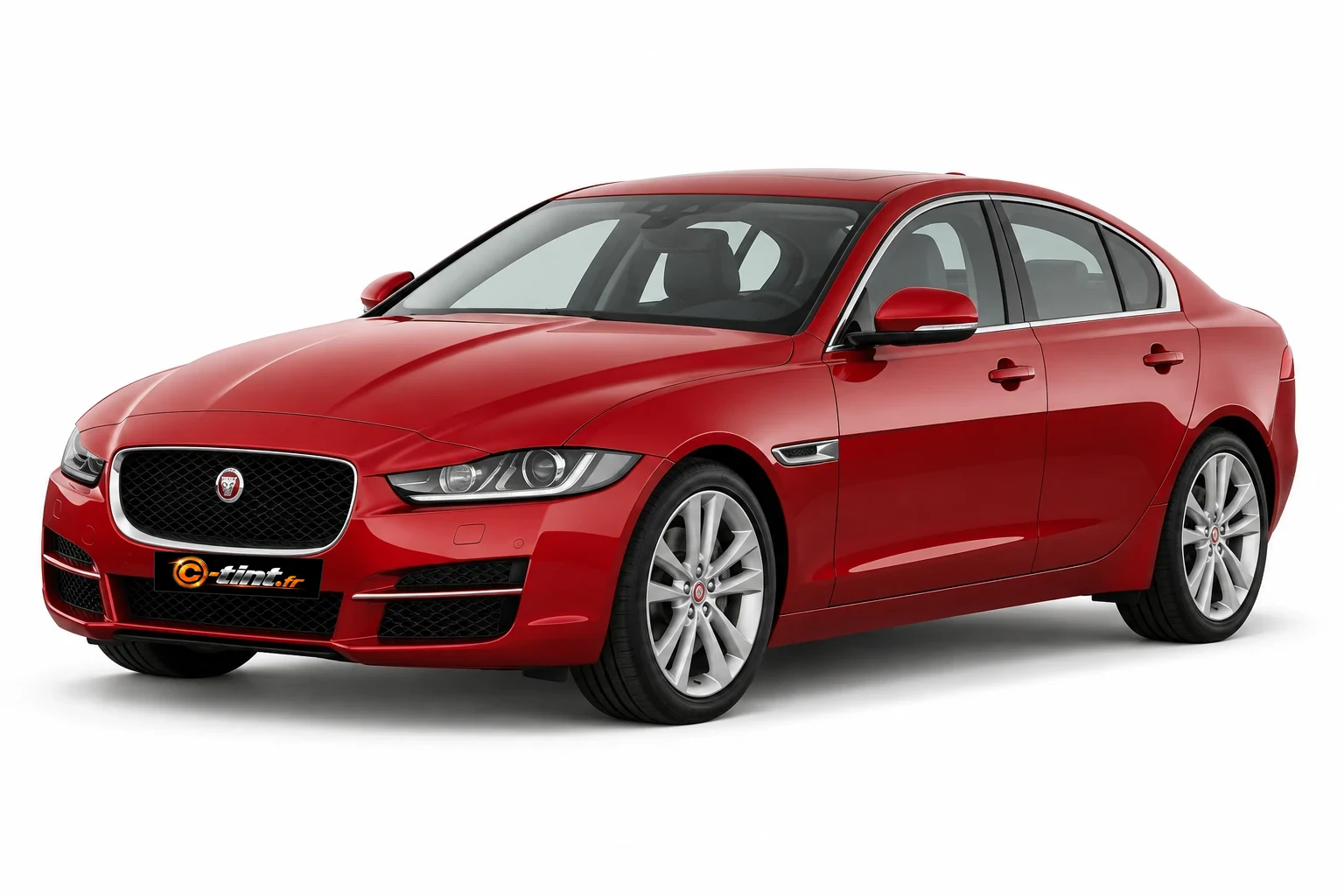 Jaguar XE X760 · Berline · Berline 4 portes — vue trois-quarts avant