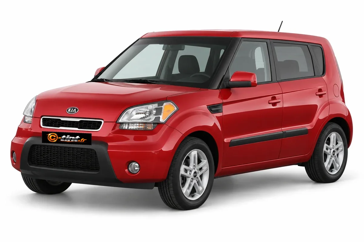 Kia Soul AM · Génération 1 · 5 portes · SUV / 4x4 · 5 portes — vue trois-quarts avant