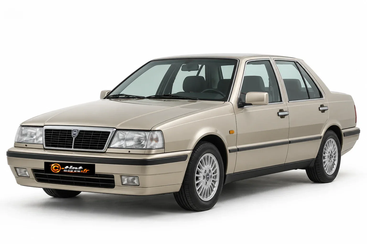 Lancia Thema 834 · Génération 1 · berline 4 portes · Berline · 4 portes — vue trois-quarts avant