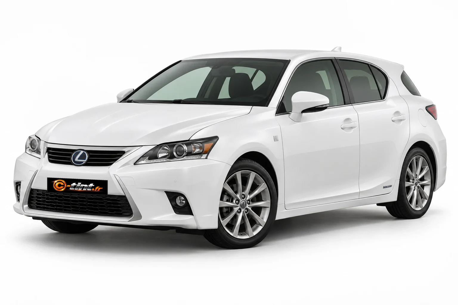 Lexus CT ZWA10 · CT 200h · 5 portes · Compacte · 5 portes — vue trois-quarts avant