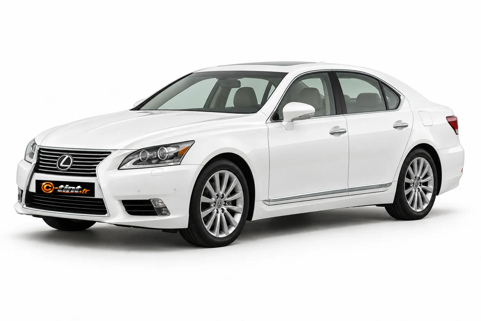 Lexus LS XF40 · Génération 4 · berline courte 4 portes · Berline · 4 portes — vue trois-quarts avant