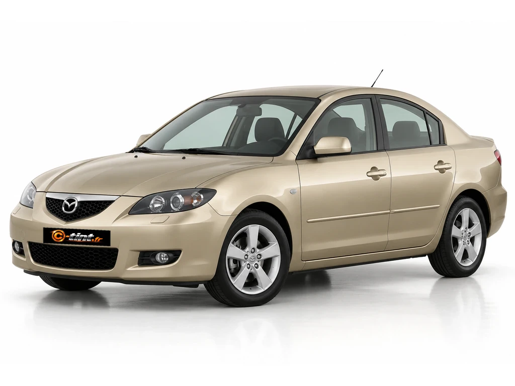 Mazda 3 BK — Génération 1 — Berline · Berline · 4 portes — vue trois-quarts avant