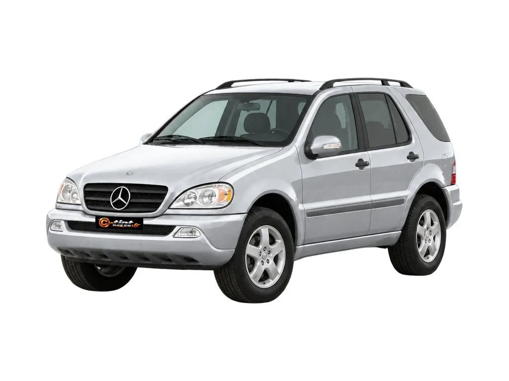 Mercedes-Benz Classe M Amg · 4x4 · 5 portes — vue trois-quarts avant