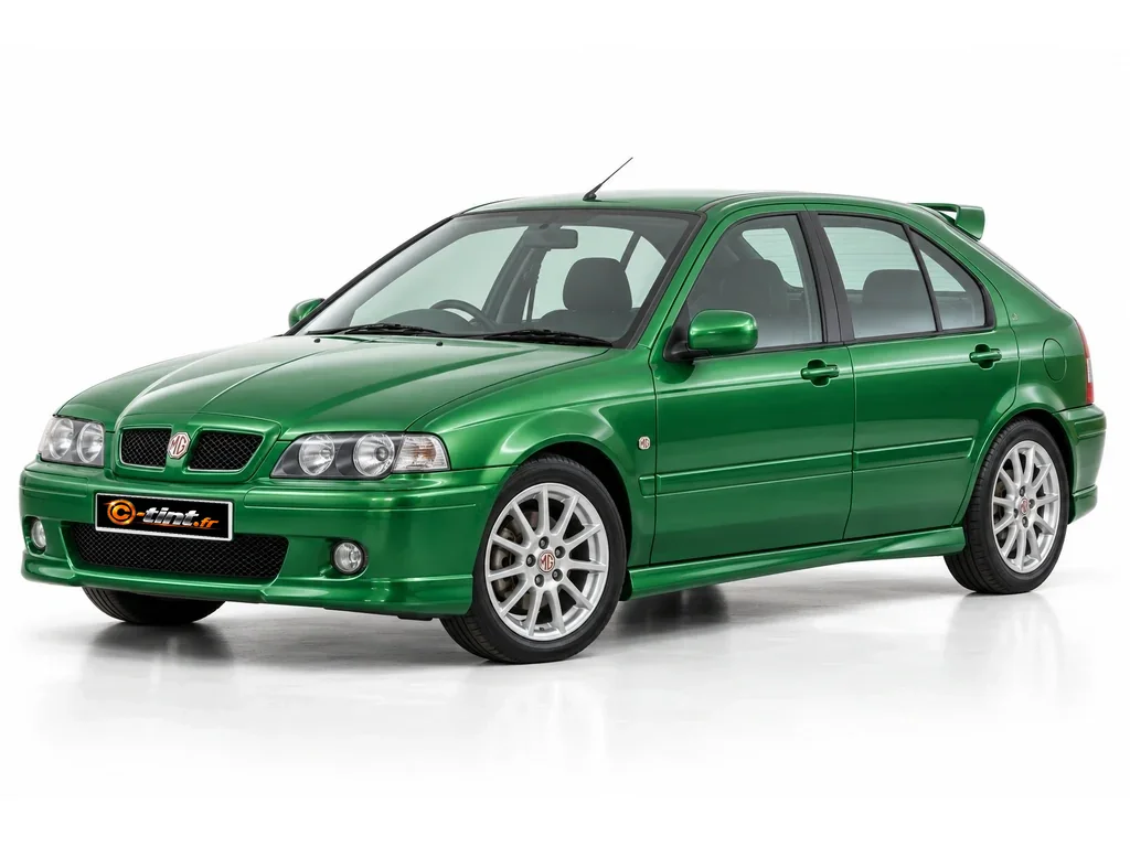 MG ZS ZS — Berline à hayon 5 portes · Berline à hayon · 5 portes — vue trois-quarts avant vers la gauche