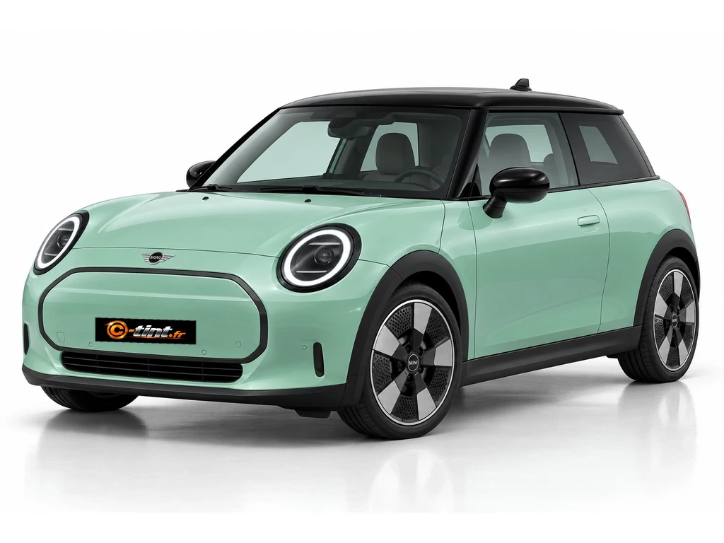 MINI One et Cooper J01 — Cooper électrique — 3 portes · Citadine · 3 portes — vue trois-quarts avant vers la gauche