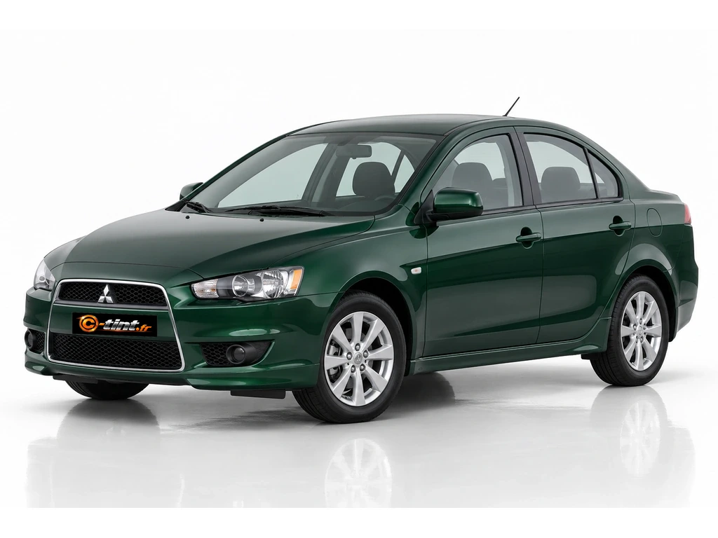 Mitsubishi Lancer CY0 — Génération 8 — Berline · Berline · 4 portes — vue trois-quarts avant vers la gauche
