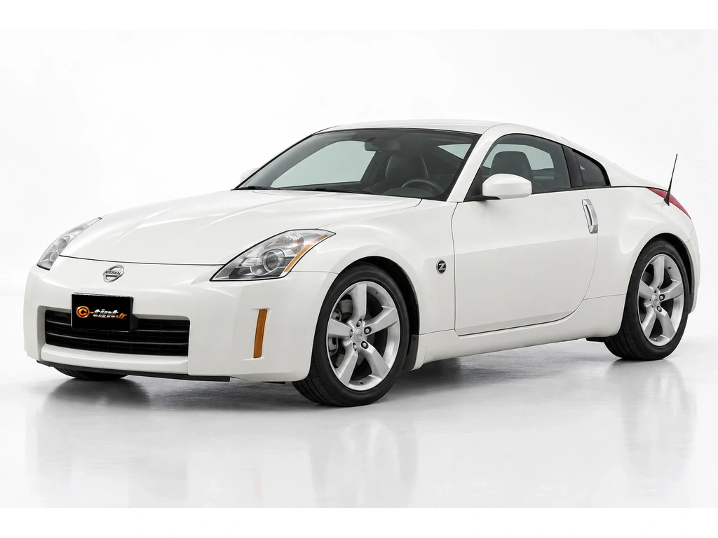 Nissan 350Z Z33 — Coupe · Coupé · 3 portes — vue trois-quarts avant vers la gauche