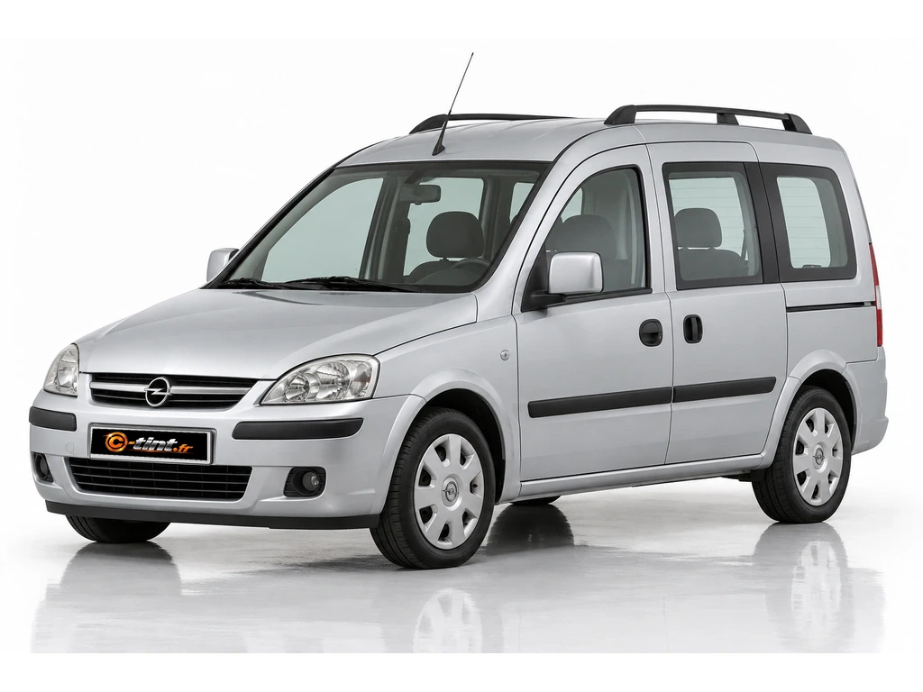 Opel Combo C — Tour · Monospace · 5 portes — vue trois-quarts avant vers la gauche