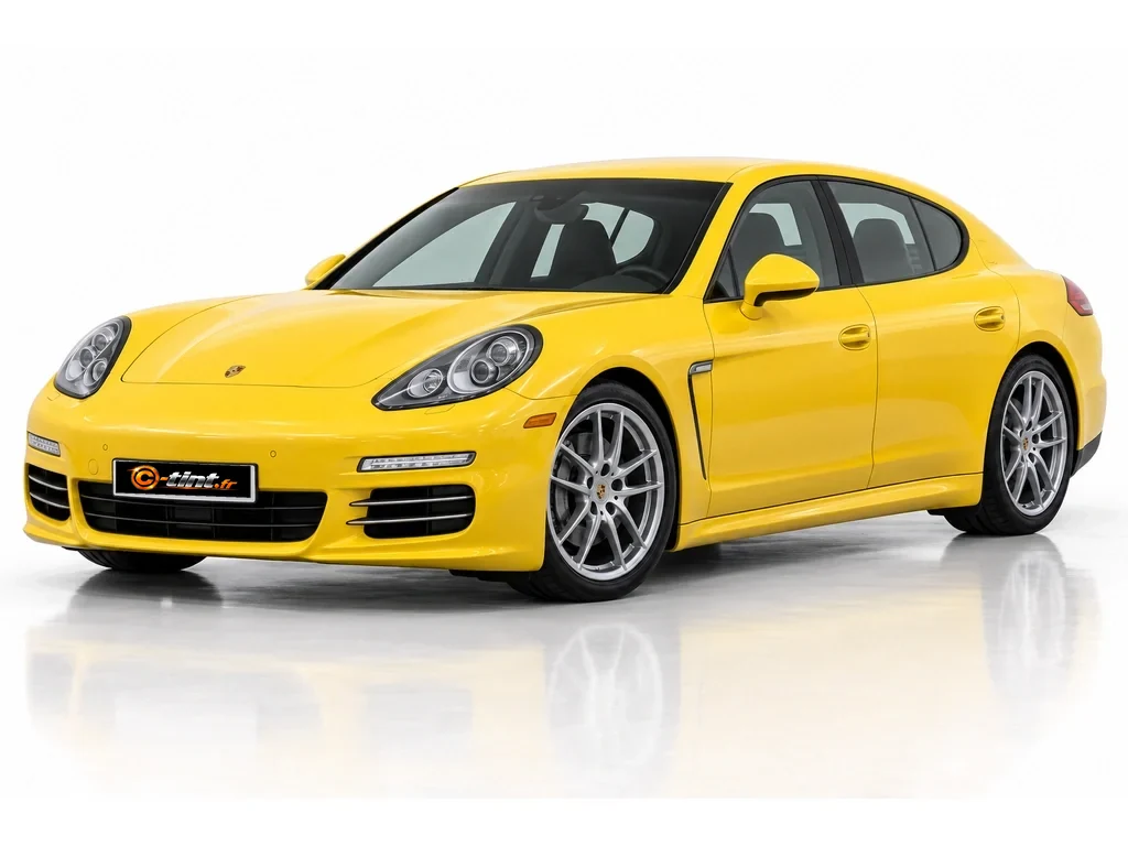 Porsche Panamera 970 — Génération 1 — Phase 2 · Berline · 5 portes — vue trois-quarts avant vers la gauche