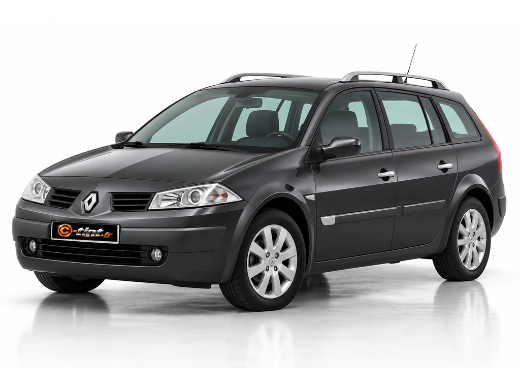 Renault Megane M — Génération 2 — Break · Break · 5 portes — vue trois-quarts avant vers la gauche