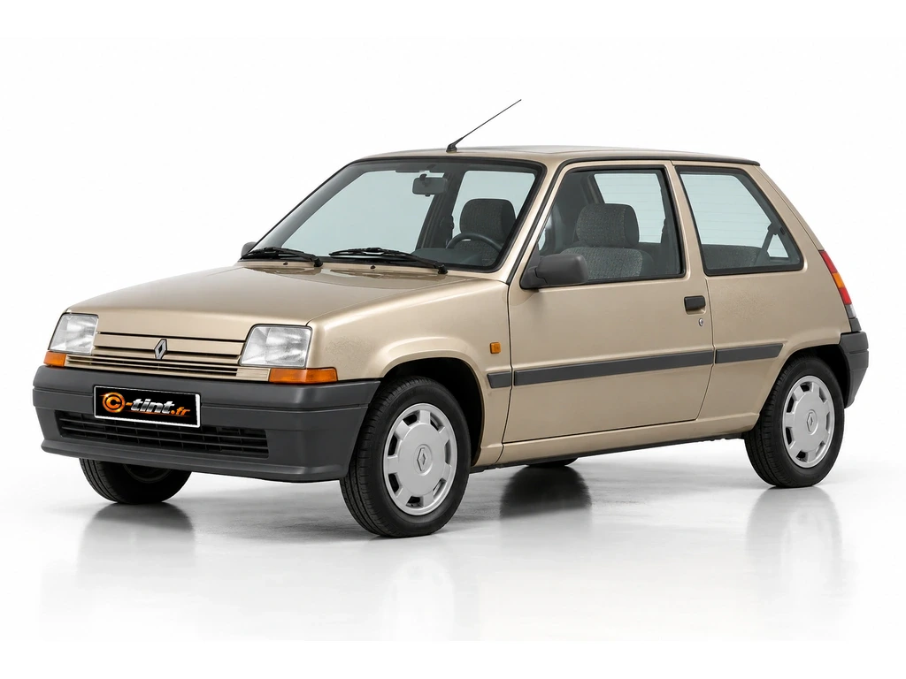 Renault Super 5 B-C40/F40 · Berline compacte · 3 portes — vue trois-quarts avant vers la gauche