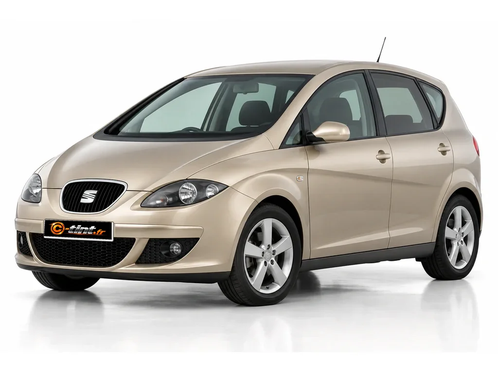 Seat Altea 5P/5PN — Génération 1 — (phase 1) · Monospace · 5 portes — vue trois-quarts avant vers la gauche
