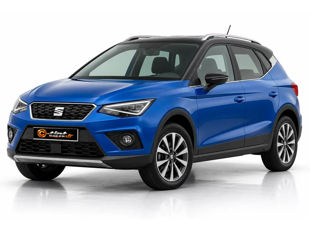 Seat Arona KJ7 — Génération 1 · SUV · 5 portes — vue trois-quarts avant vers la gauche