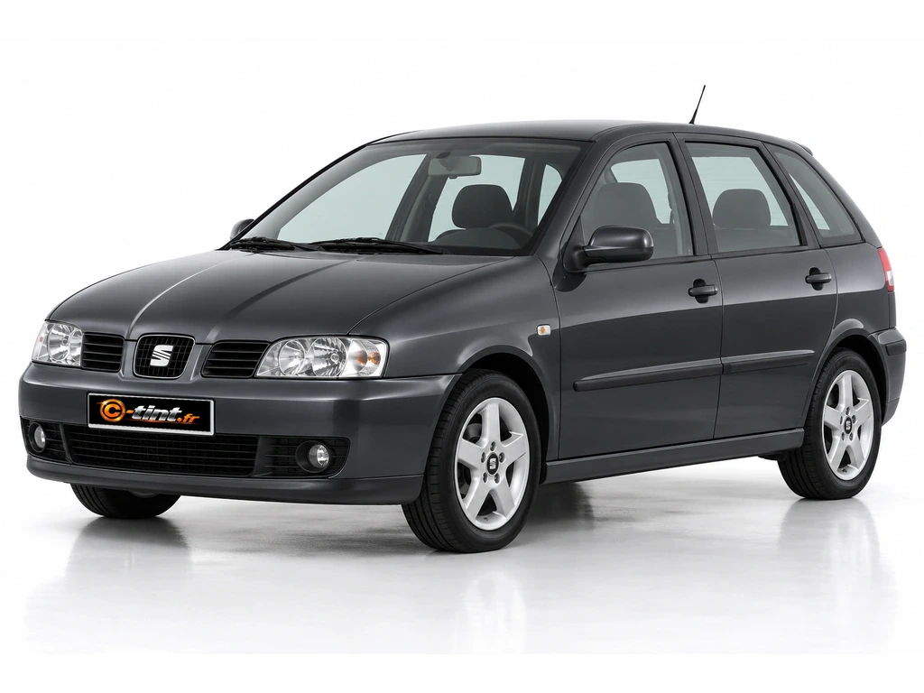 Seat Ibiza 6K2 — Génération 2 — (phase 2) · Berline compacte · 5 portes — vue trois-quarts avant vers la gauche