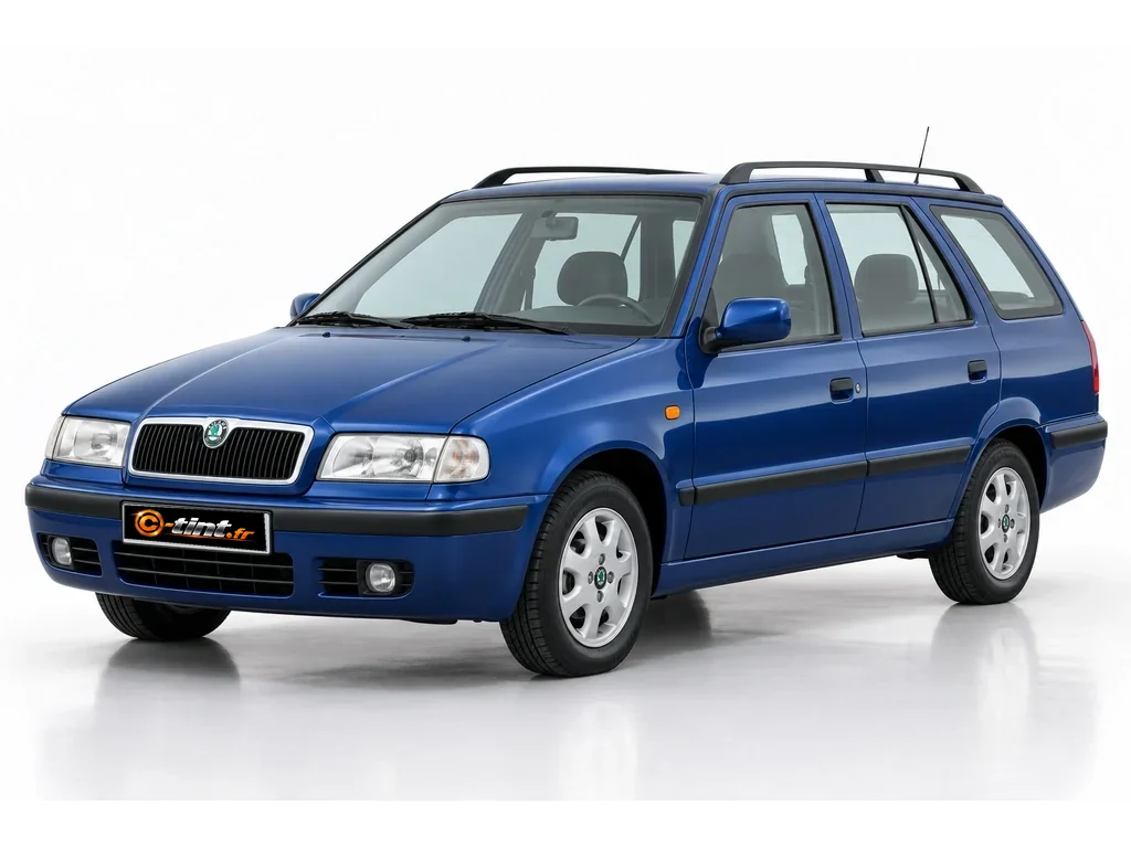 Skoda Felicia Génération 1 — Combi Break · Break · 5 portes — vue trois-quarts avant vers la gauche