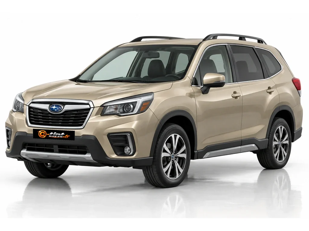 Subaru Forester SK — Génération 5 · SUV · 5 portes — vue trois-quarts avant vers la gauche