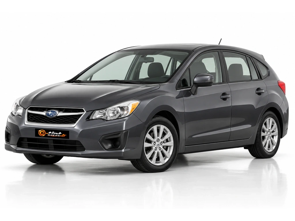 Subaru Impreza GP — Génération 4 — 5 portes · Berline compacte · 5 portes — vue trois-quarts avant vers la gauche