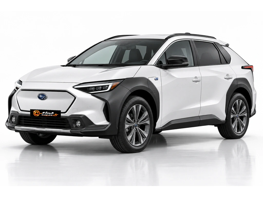 Subaru Solterra Génération 1 · SUV · 5 portes — vue trois-quarts avant vers la gauche