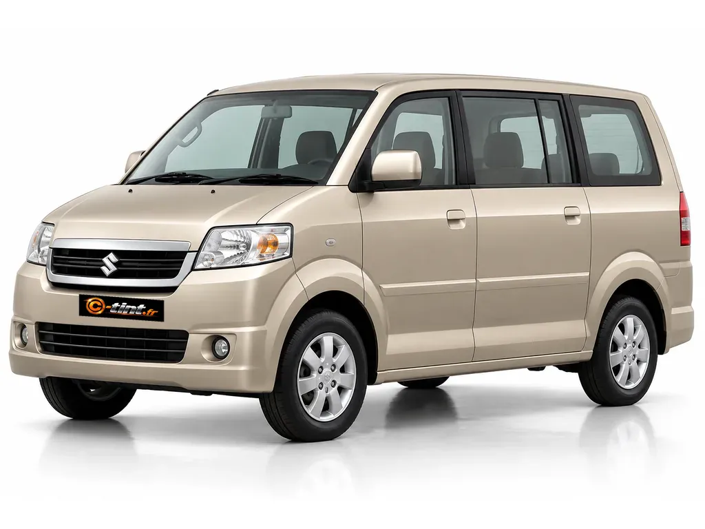 Suzuki APV Génération non codée · Monospace · 5 portes — vue trois-quarts avant vers la gauche