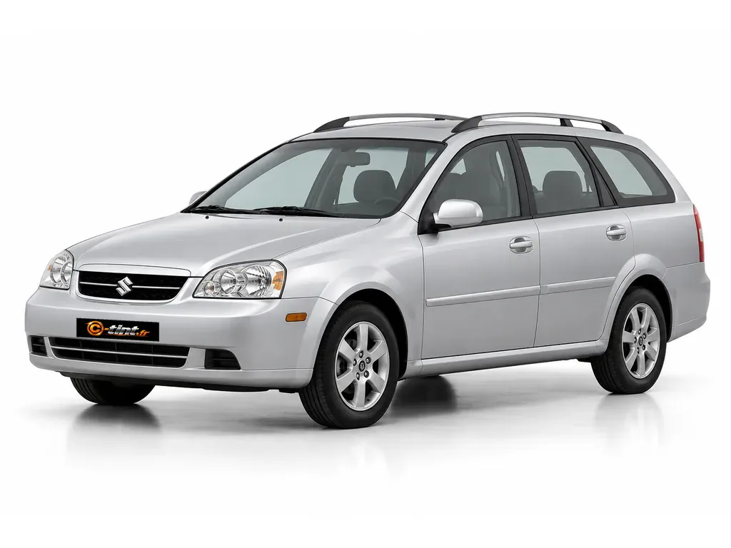 Suzuki Forenza Wagon Break · Break · 5 portes — vue trois-quarts avant vers la gauche