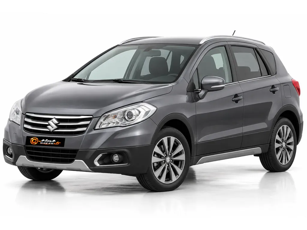 Suzuki S-Cross Génération 1 — SX4 S-Cross · SUV · 5 portes — vue trois-quarts avant vers la gauche