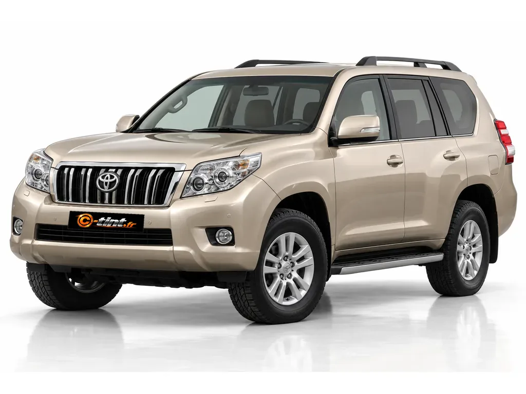 Toyota Land Cruiser J150 — Long — 5 portes · SUV · 5 portes — vue trois-quarts avant vers la gauche