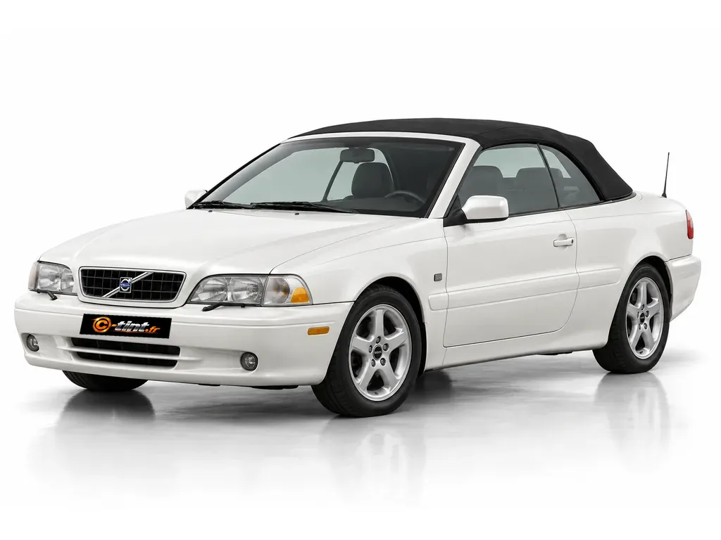 Volvo C70 N — Génération 1 — Cabriolet · Cabriolet · 2 portes — vue trois-quarts avant vers la gauche
