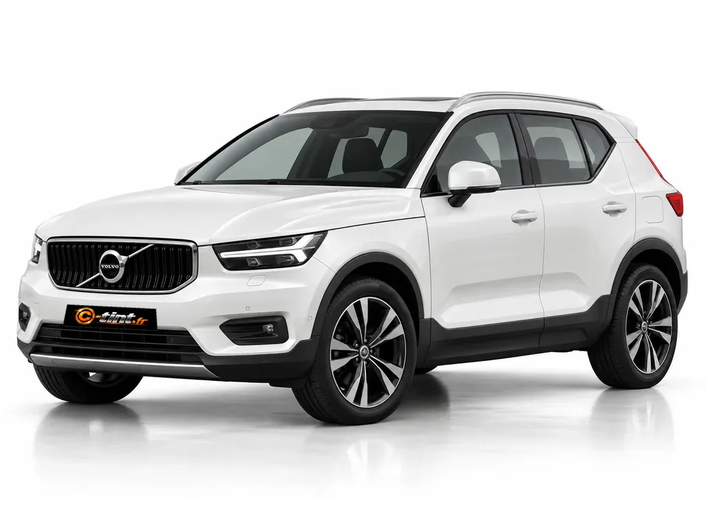 Volvo XC40 / EX40 536 — Génération 1 · SUV · 5 portes — vue trois-quarts avant vers la gauche