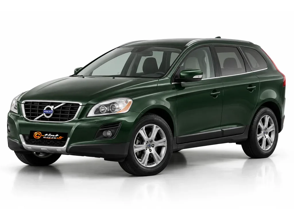 Volvo XC60 156 — Génération 1 · SUV · 5 portes — vue trois-quarts avant vers la gauche